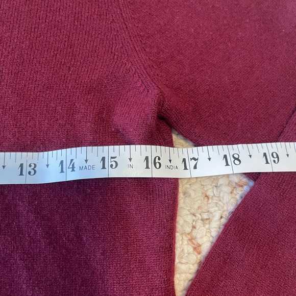 Prive Cashmere Dark Red Sweater Size Small - Picture 3 of 5